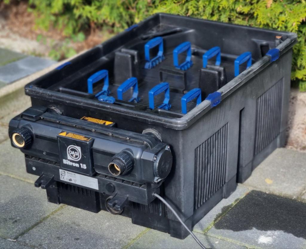 Oase Bitron met 15 watt UV-C., Tuin en Terras, Vijver-toebehoren, Ophalen of Verzenden, Vijverstofzuiger