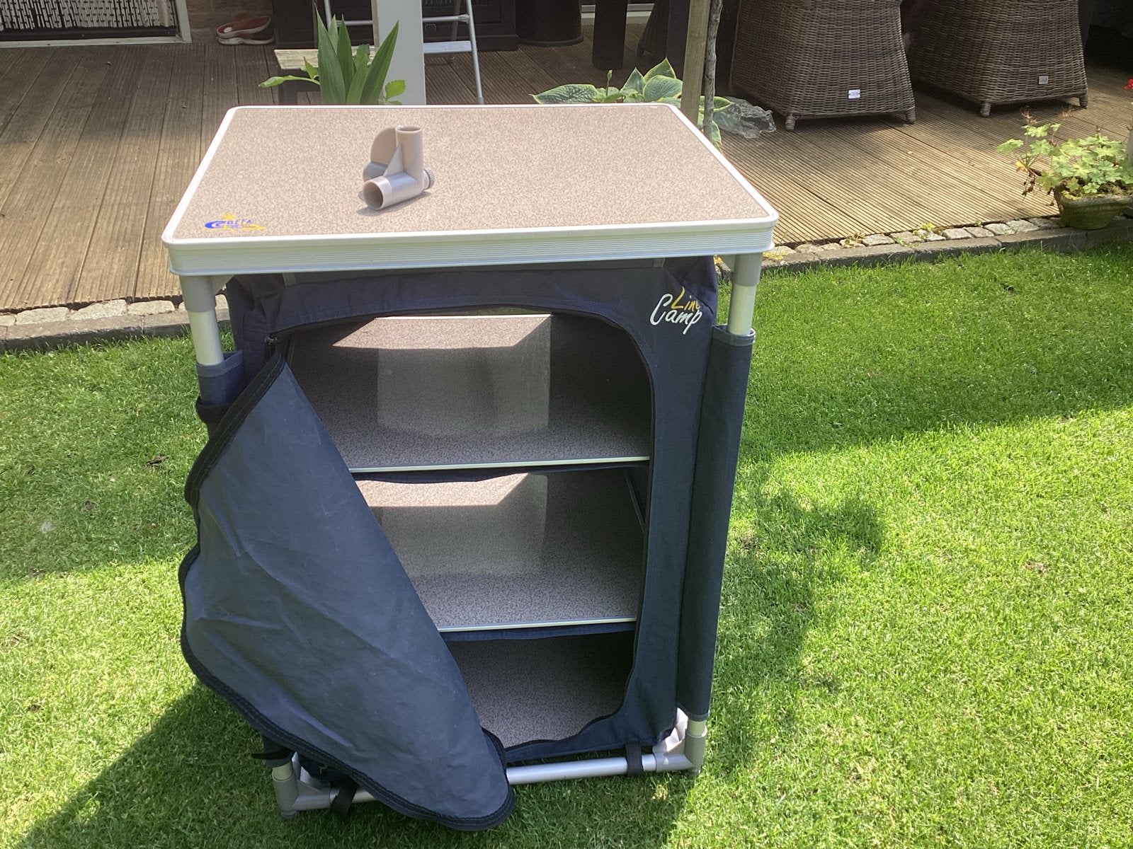 Handig opvouwbaar vakantiekastje / campingkastje, Ophalen, Gebruikt