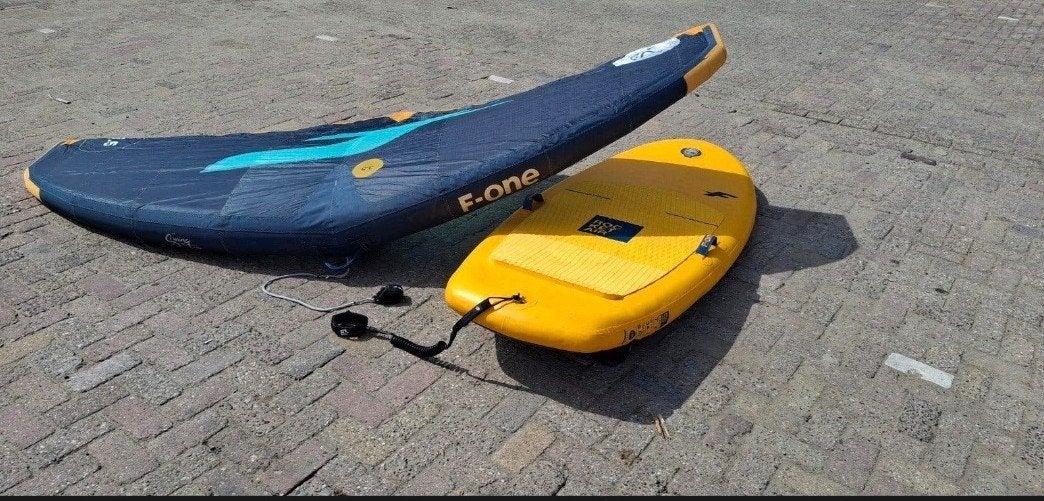 F-One Rocket Air Wingfoil Set 3.5m - Zo goed als nieuw, Ophalen, Kitesurf-set, Foil, Zo goed als nieuw