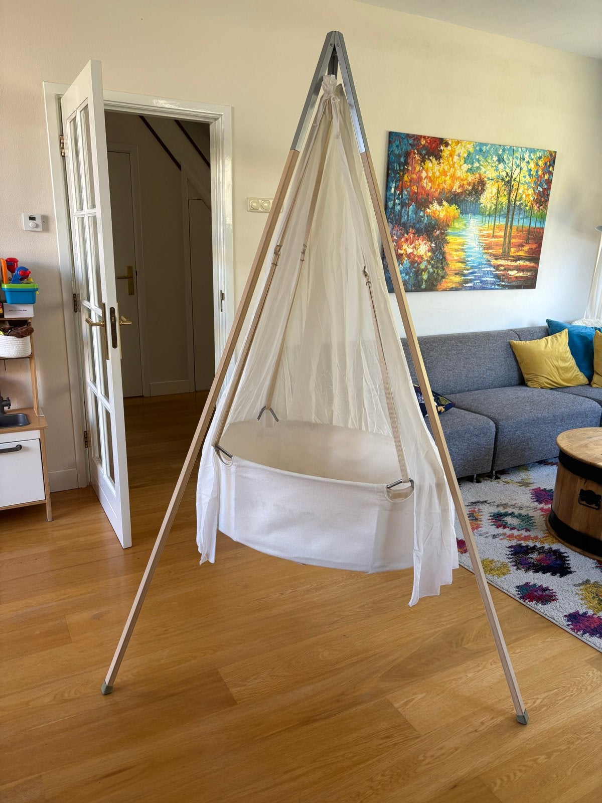 Leander hangwieg incl hemeltje, driepoot en matras, Kinderen en Baby's, Babywiegjes en Ledikanten, Ophalen, Gebruikt, Wieg