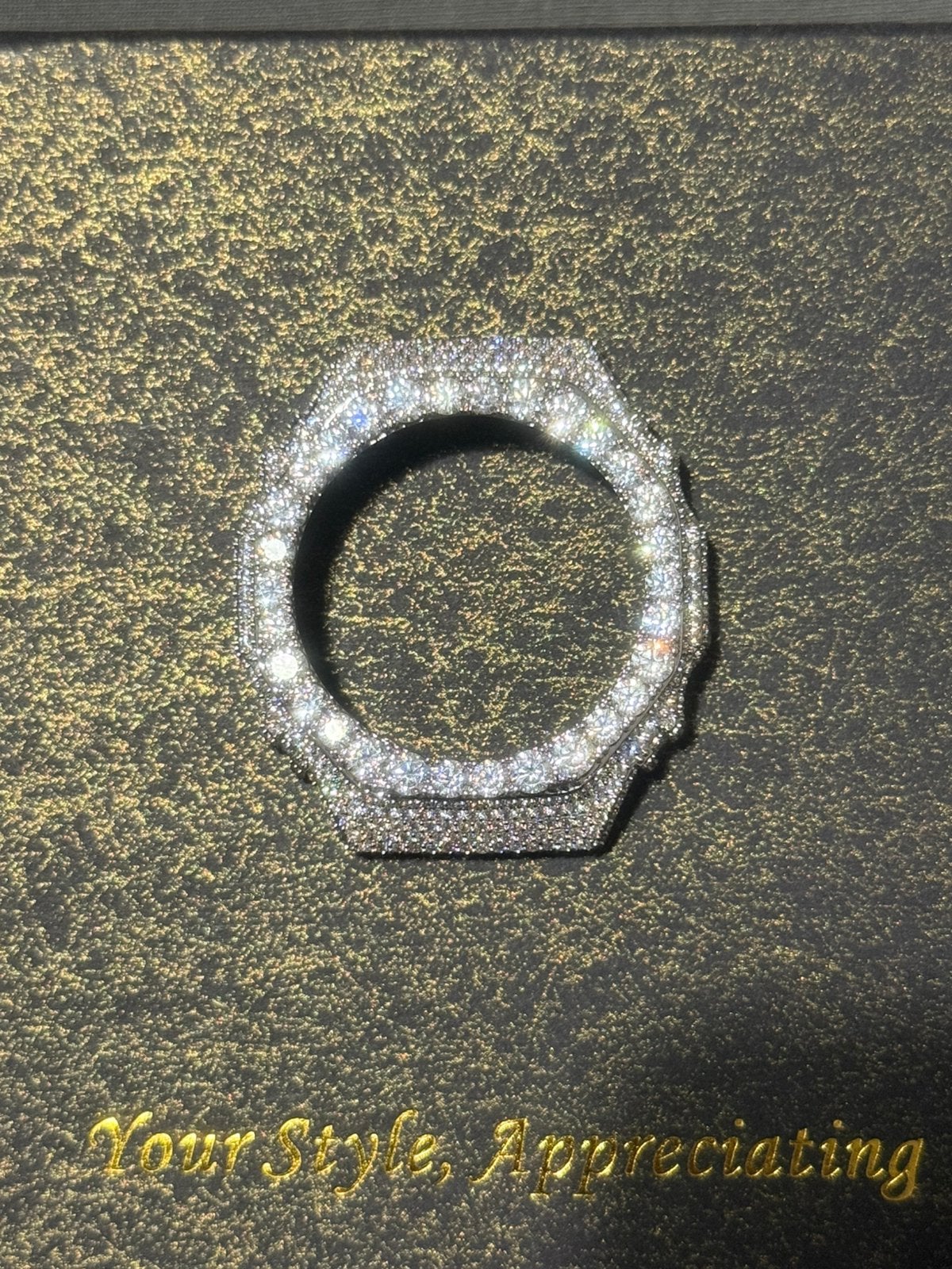 G-Shock GA-2100 Moissanite Bezel Iced Out, Ophalen of Verzenden, Zo goed als nieuw, Zwart, Android