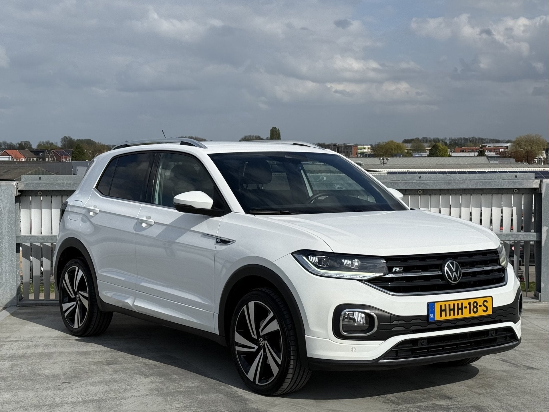 Volkswagen T-Cross 1.0 TSI R-Line | Clima | Cam | Digital Co, Auto's, T-Cross, Gebruikt, Alcantara, Bedrijf
