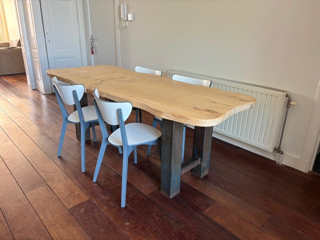 Massief houten eettafel, Huis en Inrichting, Ophalen, Gebruikt, 200 cm of meer, 50 tot 100 cm