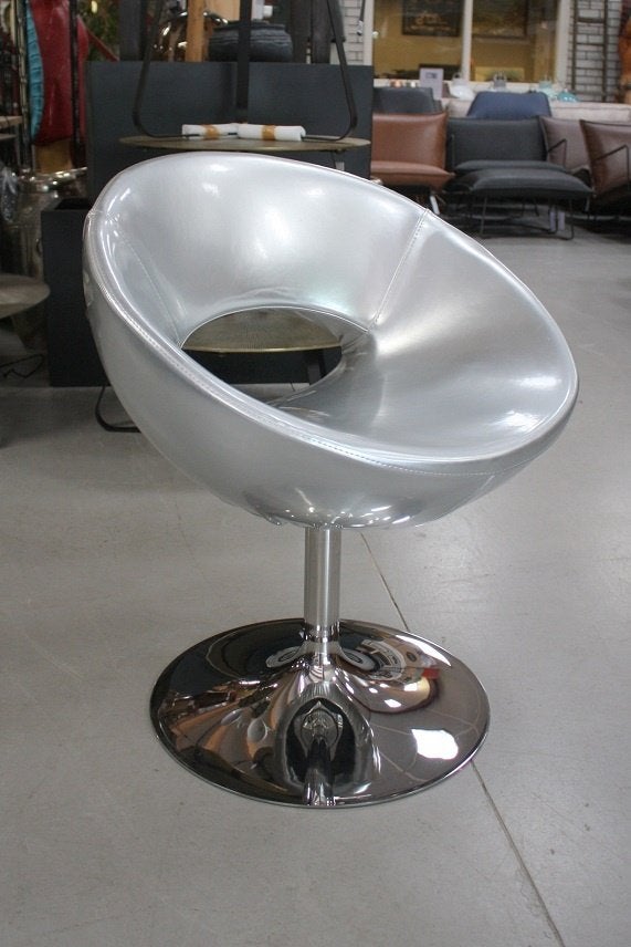 3 leuke ronde eetkamerstoelen eggchair rvs zilver draaibaar