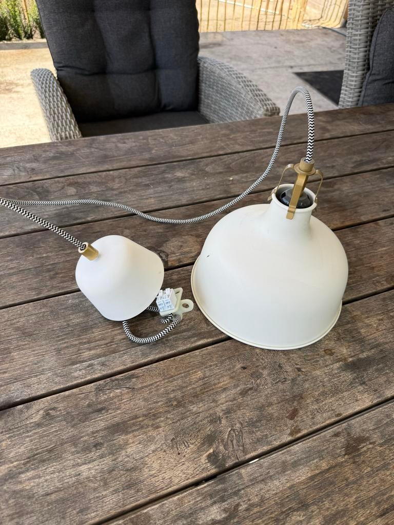 Witte industriële hanglamp met stoffen snoer, Huis en Inrichting, Ophalen of Verzenden, Gebruikt, Metaal, Minder dan 50 cm