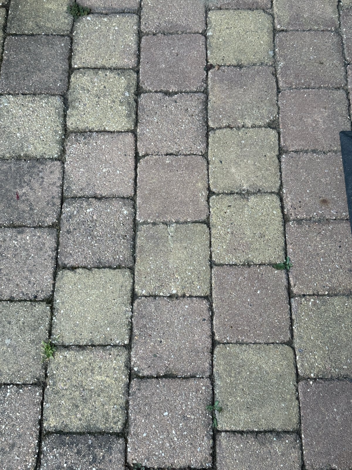 Gratis klinkers rood-geel 14x14 cm, Ophalen, Gebruikt, Beton, Klinkers