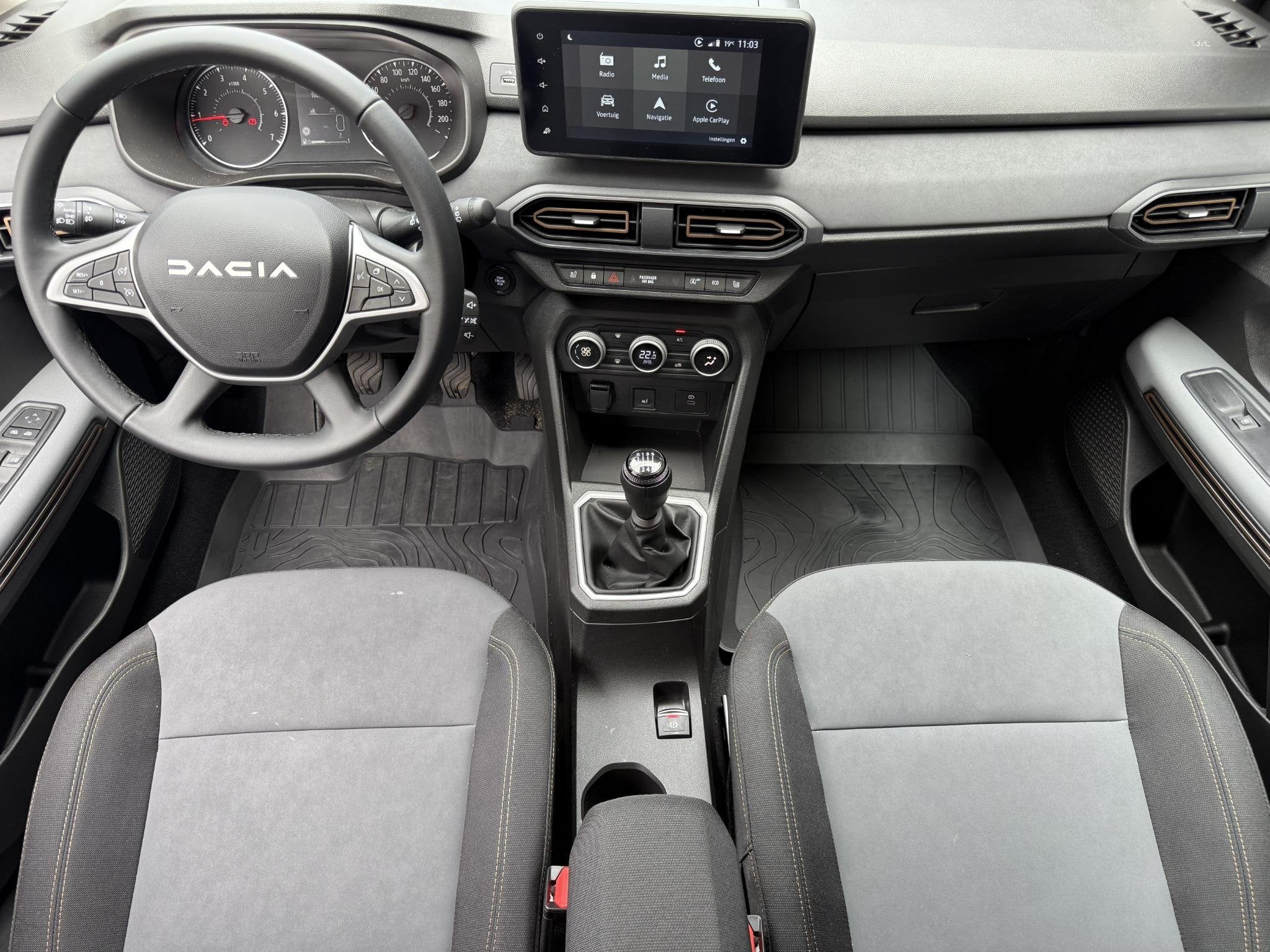 Dacia Sandero Stepway TCe 110PK Extreme / Stoelverwarming /, Auto's, Voorwielaandrijving, Stof, Euro 6, Automatische klimaatregeling