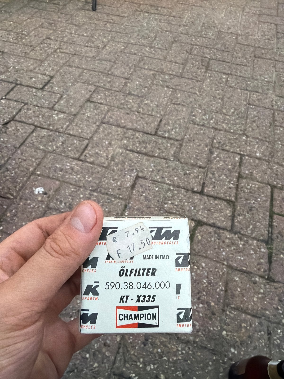 KTM Champion Oliefilter KT-X335 (590.38.046.000), Ophalen