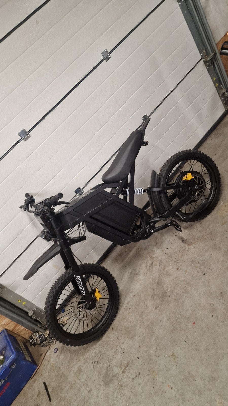 R6000 Elektrische E-bike 7000W Piek, Ophalen, Zo goed als nieuw, 30 tot 50 km per accu, Overige merken