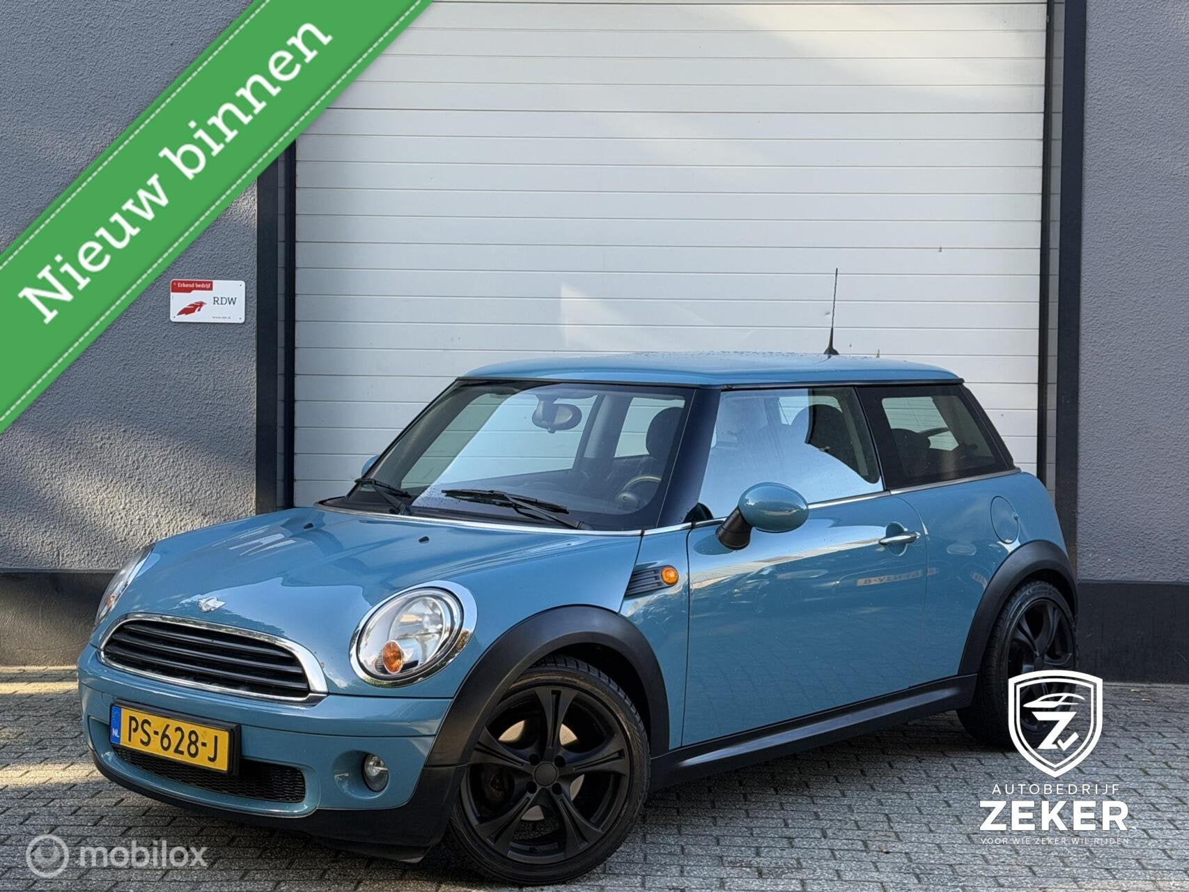 Mini 3-Deurs 1.4 One / Airco / Unieke kleur /Parkeersensoren, Auto's, Voorwielaandrijving, Dealer onderhouden, Gebruikt, Start-stop-systeem