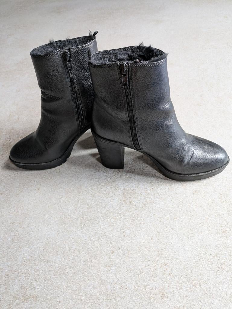 Zwarte laarsjes H&M maat 36, Ophalen of Verzenden