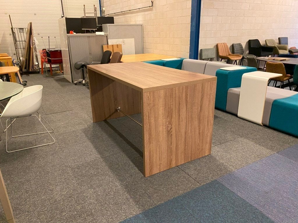 2 x Hoge vergadertafel, bruin eiken, 220 x 90 cm., Ophalen, Gebruikt, Bruin