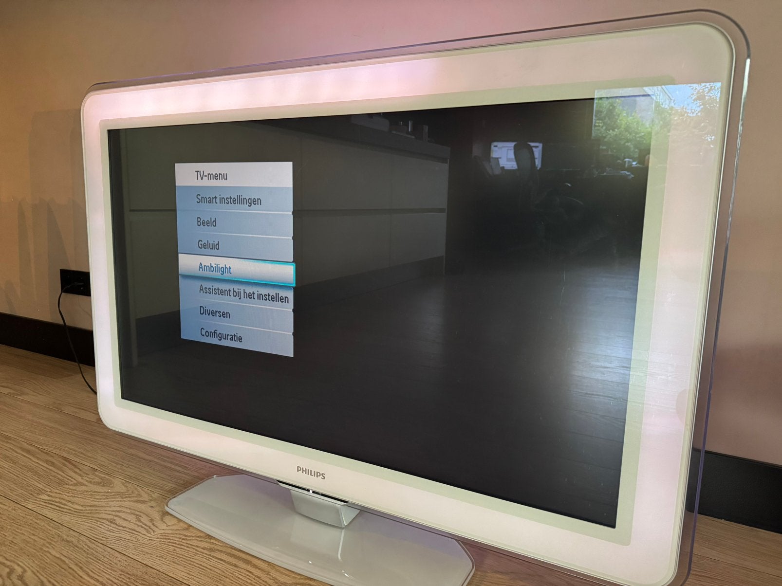 Philips Aurea 42PFL9903H/10 Ambilight zeldzaam designmodel, Ophalen, Philips, Gebruikt, LCD