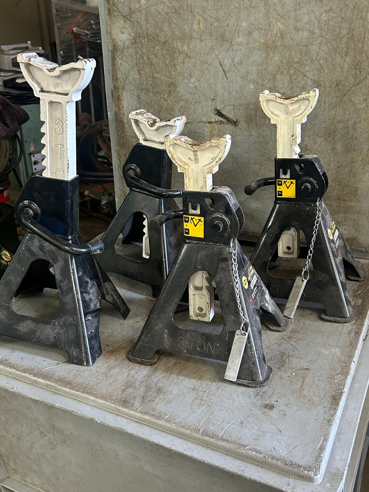 Set van 4 robuuste 3-tons assteunen, Auto diversen, Autogereedschap, Ophalen, Gebruikt