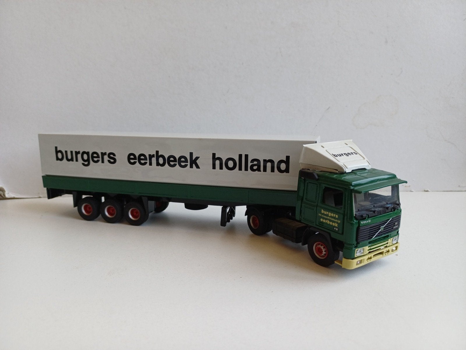 Volvo F12 Tekno Burgers Eerbeek, Hobby en Vrije tijd, Modelauto's | 1:50, Ophalen of Verzenden, Nieuw, Bus of Vrachtwagen, Tekno