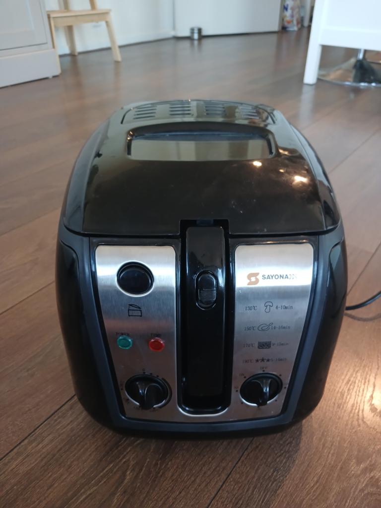 Sayona Friteuse - Compact en Gebruiksvriendelijk, Witgoed en Apparatuur, Frituurpannen, Minder dan 1 liter, Ophalen of Verzenden
