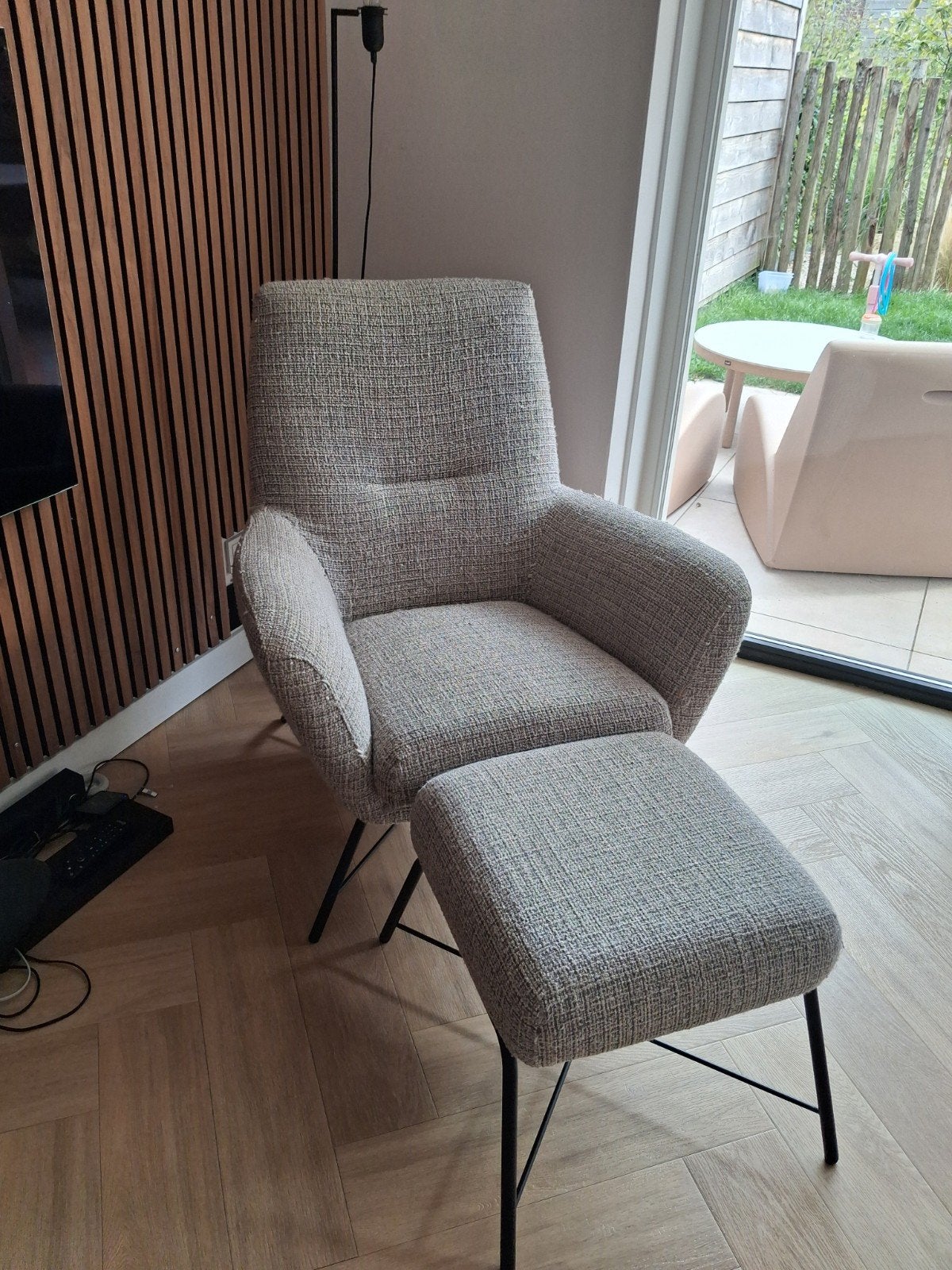 Comfortabele Nijhof fauteuil met voetenbank - 8 jaar oud, Gebruikt, Ophalen of Verzenden, Metaal, Eén