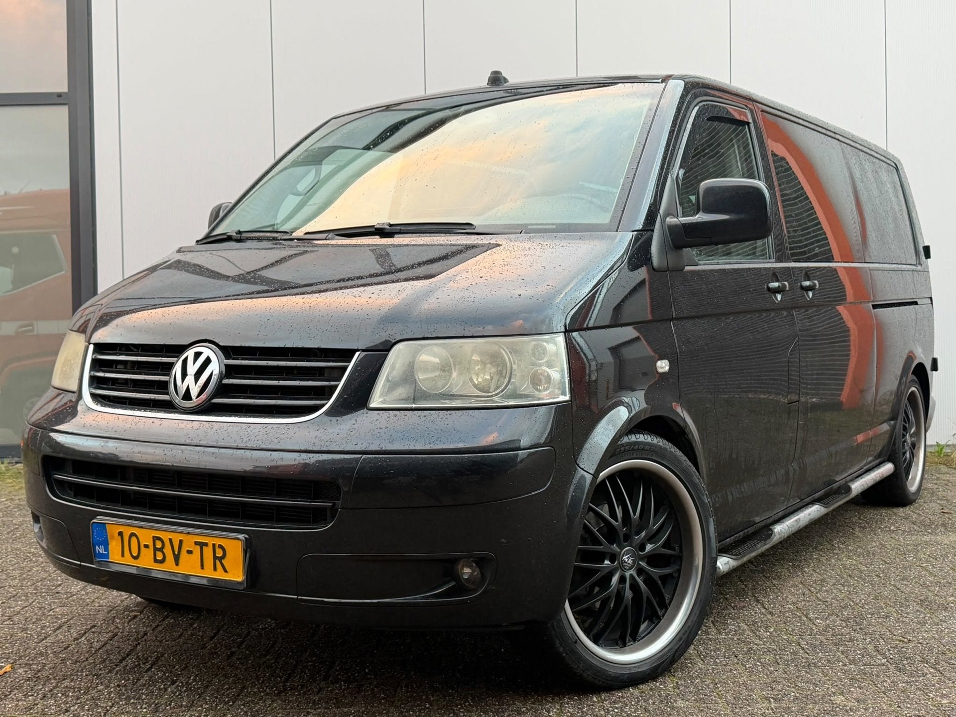 Volkswagen Transporter Multivan 2.5 TDI 340 Highline DC, Voorwielaandrijving, Gebruikt, 2020 kg, Origineel Nederlands