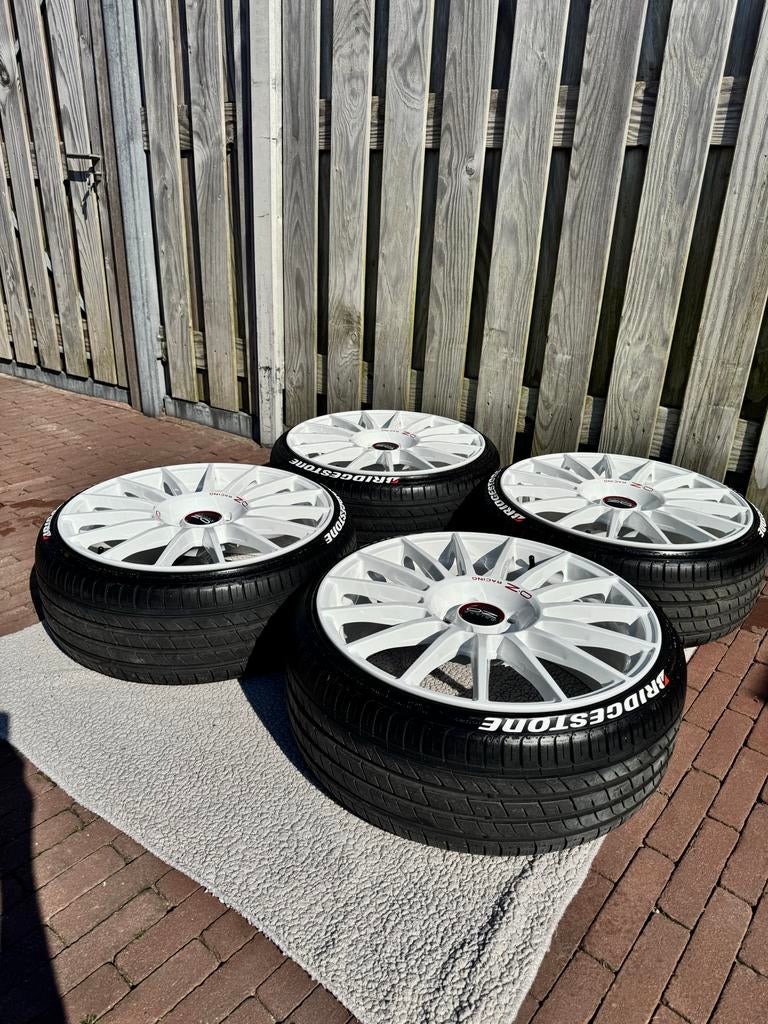 OZ Superturismo 20 inch velgen met nieuwe banden, Ophalen, Banden en Velgen, Nieuw, 20 inch