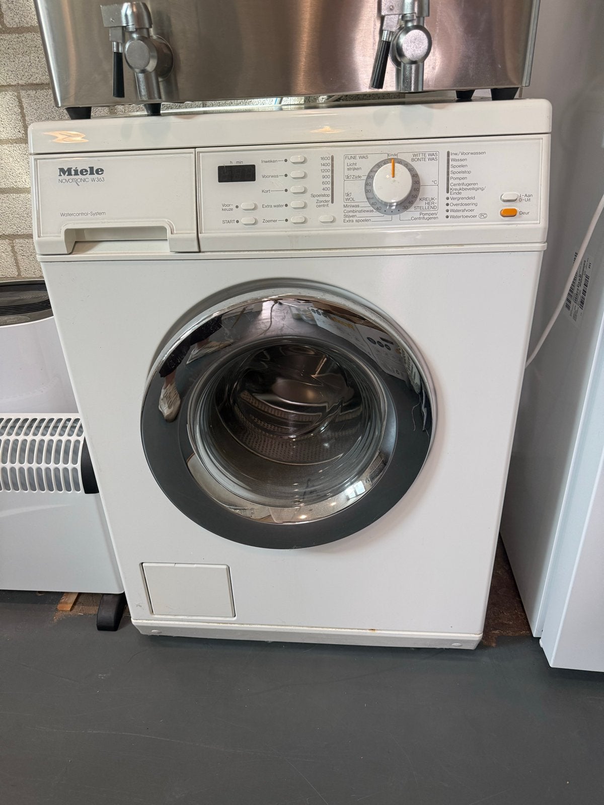 Miele NOVOTRONIC W363 Wasmachine - Voorlader, Ophalen, Gebruikt, Voorlader, Wolwasprogramma