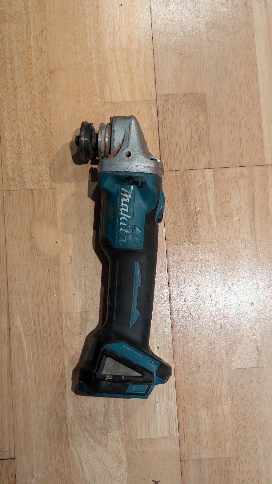 Makita DGA504 18V Accu Haakse Slijper – Zonder Accu en Lader, Doe-het-zelf en Verbouw, Gereedschap | Slijpmachines, Ophalen of Verzenden