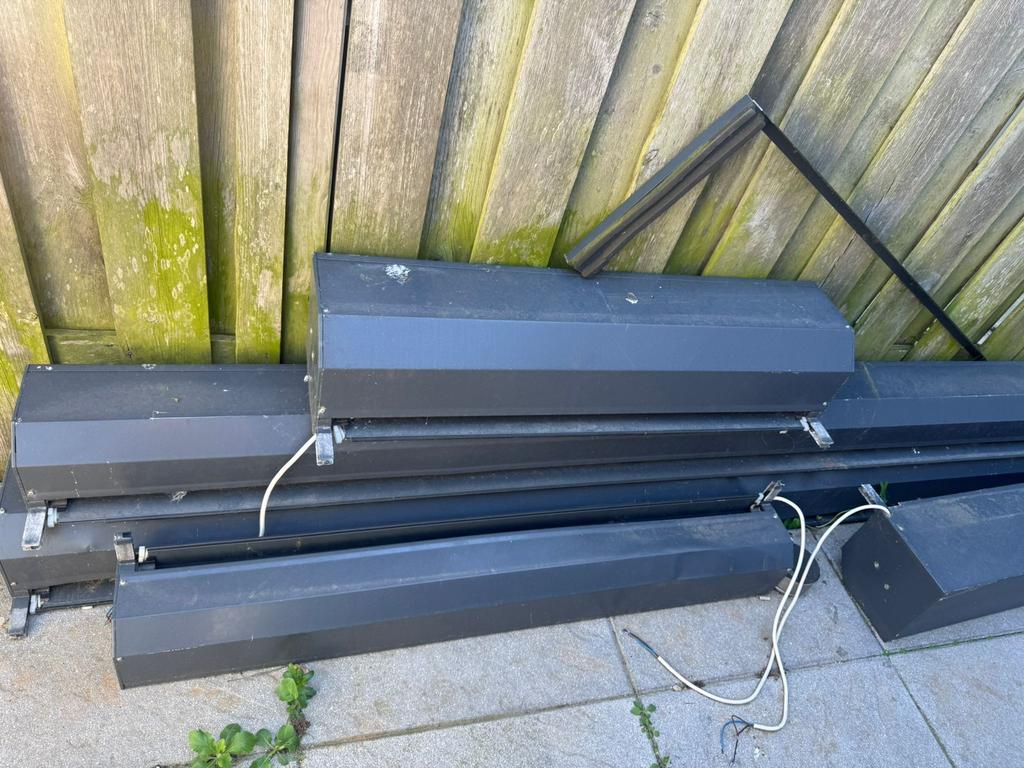 Diverse maten rolluiken, Ophalen of Verzenden, Gebruikt, Wit, Minder dan 100 cm