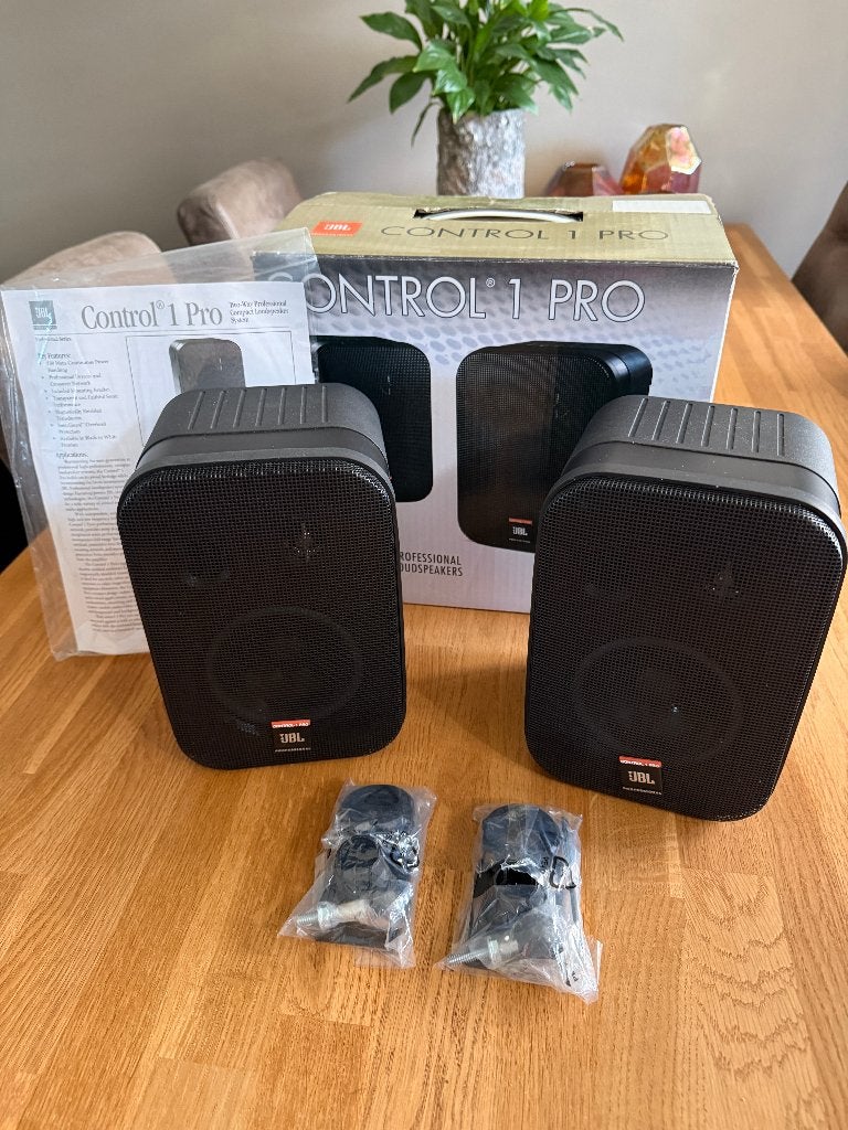JBL Control 1 Pro - passieve (monitor) speakers, Audio, Tv en Foto, Luidsprekers, Ophalen of Verzenden, Zo goed als nieuw, Boekenplank luidspreker