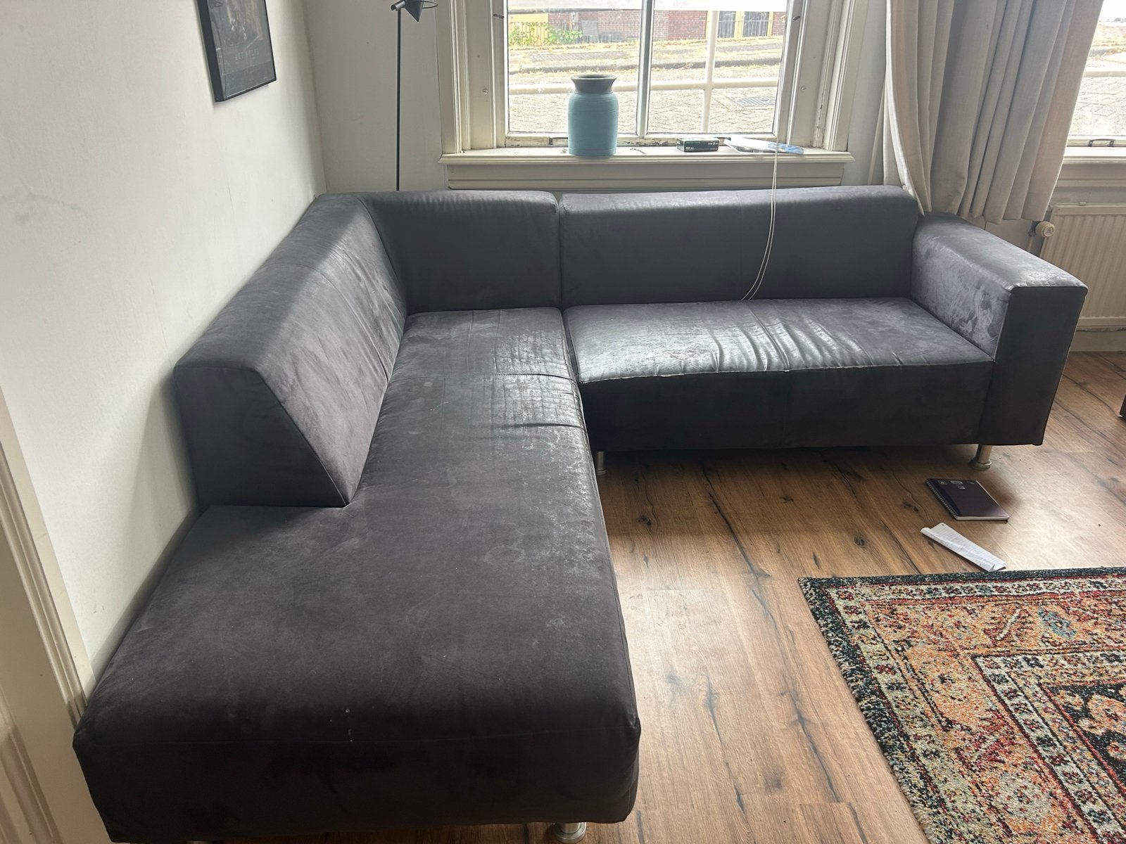 Gratis af te halen: Comfortabele hoekbank, Huis en Inrichting, Ophalen, Gebruikt, 125 tot 150 cm, Hoekbank