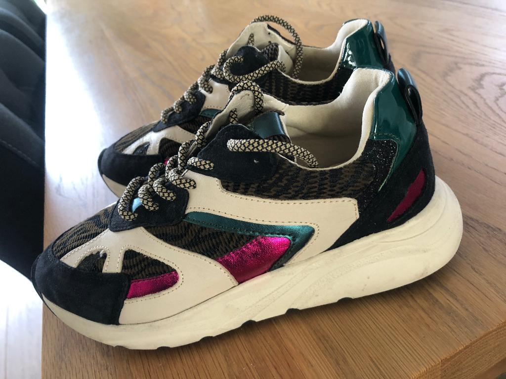 Sneakers, Overige kleuren, Nieuw, Ophalen of Verzenden, Sneakers of Gympen