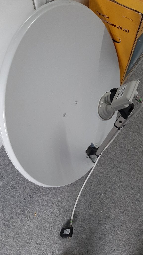 Camping TV Schotel, Ophalen, Zo goed als nieuw