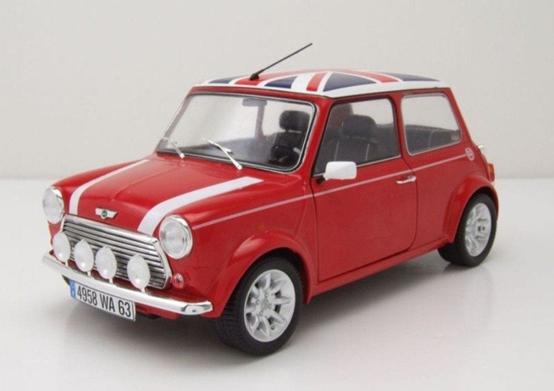 1:18 Mini Cooper 1.3i Sportback uit 1997 Rood Solido, Ophalen of Verzenden, Nieuw, Auto, Solido