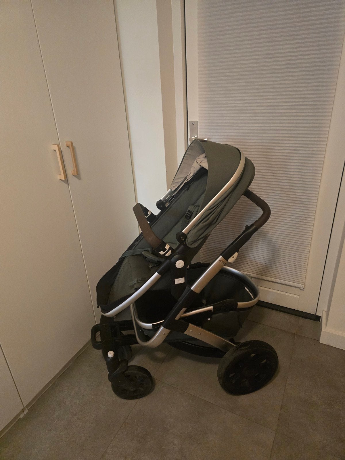 Kinderwagen Joolz met bijpassend autozitje maxicosi, Ophalen, Gebruikt, Verstelbare duwstang, Combiwagen