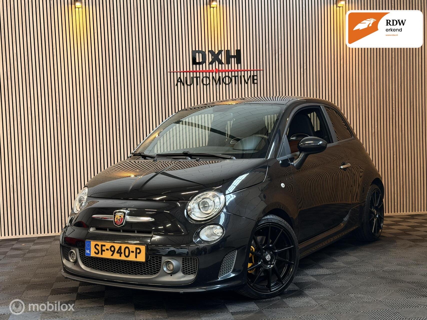 Fiat 500 1.4 T-Jet Abarth 595 Turismo 160pk CARPLAY INTERSCP, Auto's, Voorwielaandrijving, Euro 6, 4 cilinders, Zwart