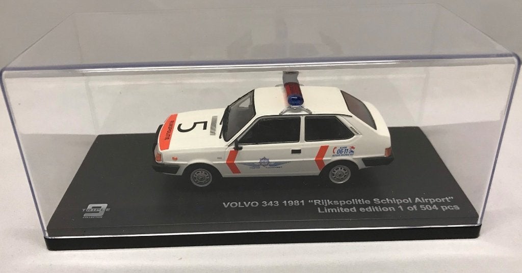 Triple9 Collection 1:43 Volvo 343 Rijkspolitie NL Schiphol, -, Nieuw, Ophalen of Verzenden, Overige merken