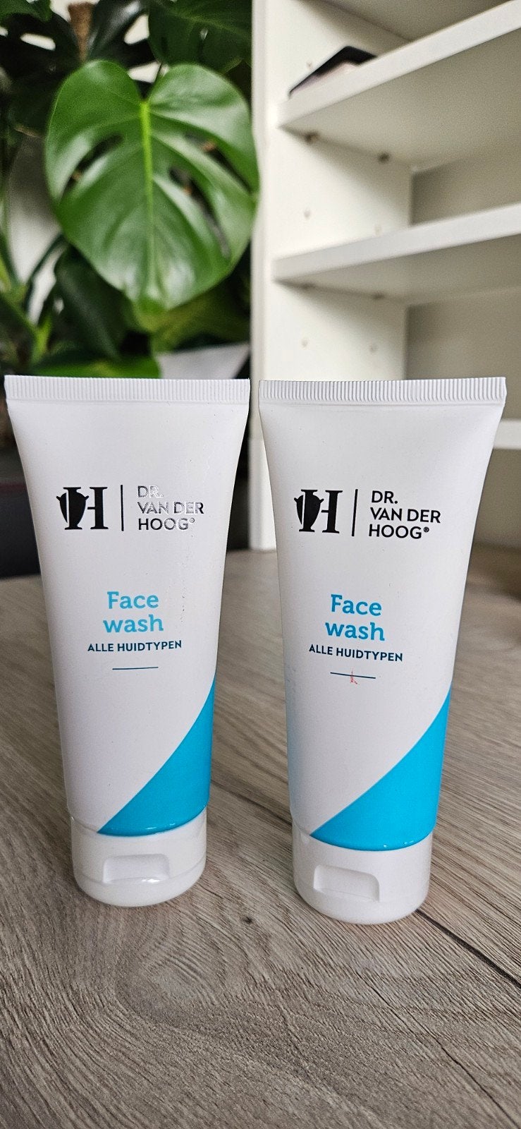 Dr. van der Hoog Face Wash - Nieuw en Verzegeld (2 stuks), Ophalen of Verzenden, Nieuw, Gehele gezicht, Reiniging