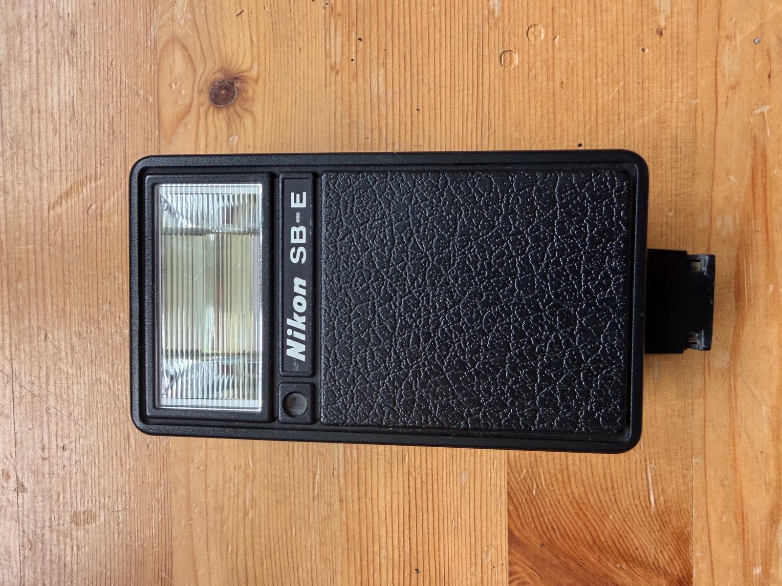 Nikon flitser SB-E, Audio, Tv en Foto, Fotografie | Flitsers, Ophalen of Verzenden, Zo goed als nieuw, Nikon