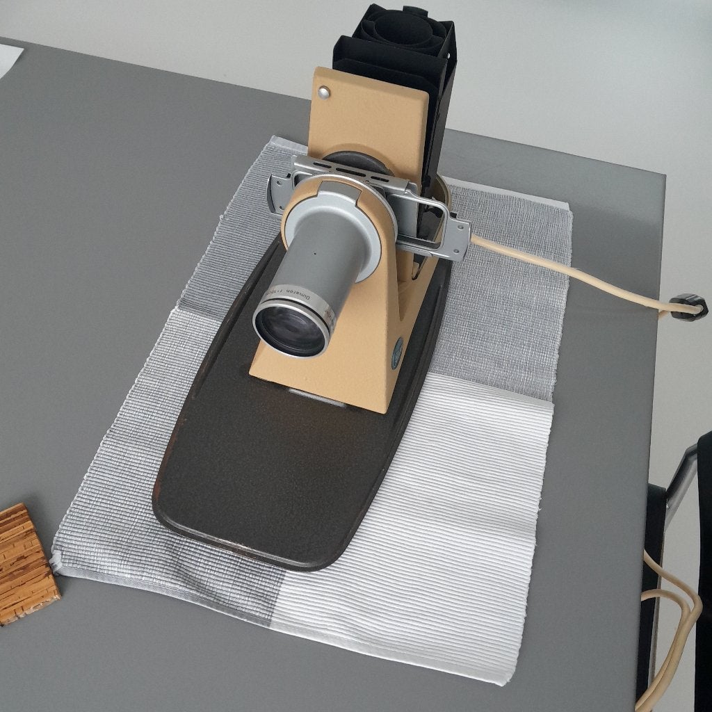 Diaprojector Leitz Prado S, Ophalen, Niet werkend