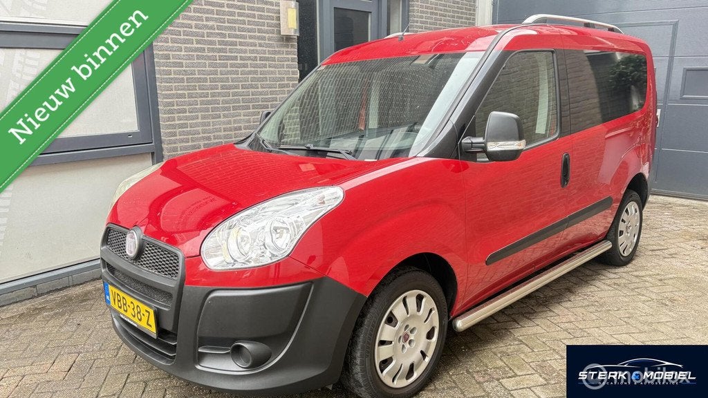 Fiat Doblò Cargo 1.4 Actual BENZINE MARGE, Auto's, Bestelauto's, Gebruikt, Elektrische ramen, Bedrijf, Handgeschakeld