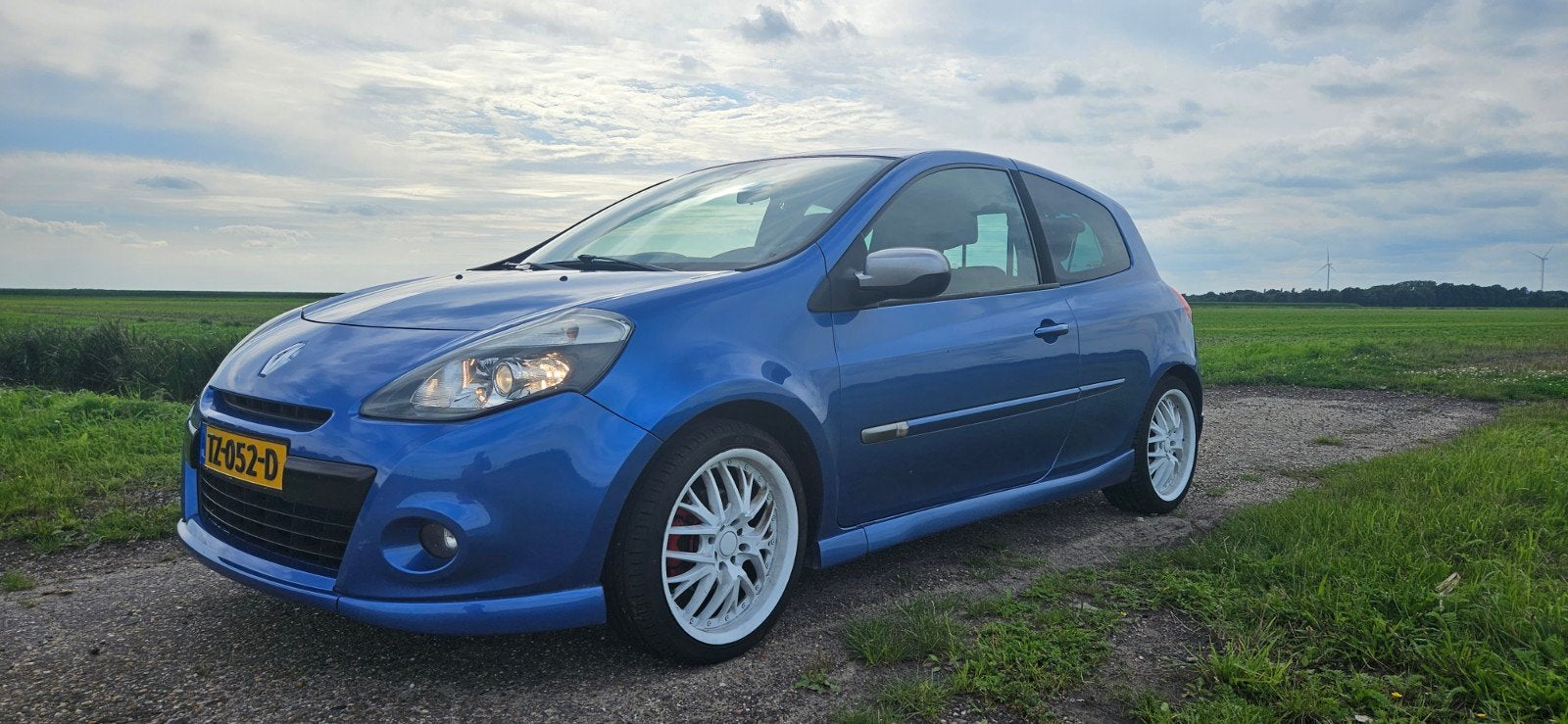 Renault Clio 1.6 16V GT Sport. (nieuwe apk), Auto's, Voorwielaandrijving, 535 kg, 4 cilinders, Blauw