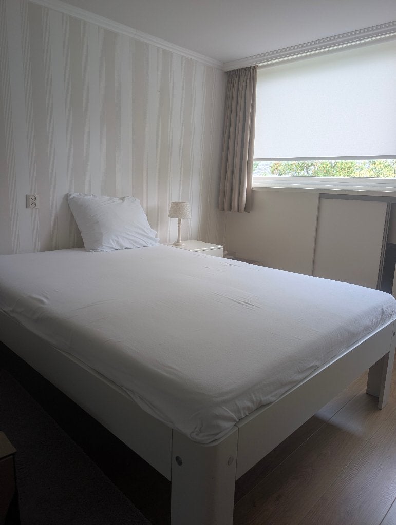 Bed met nachtkastjes, Ophalen, Gebruikt, Wit, Tweepersoons