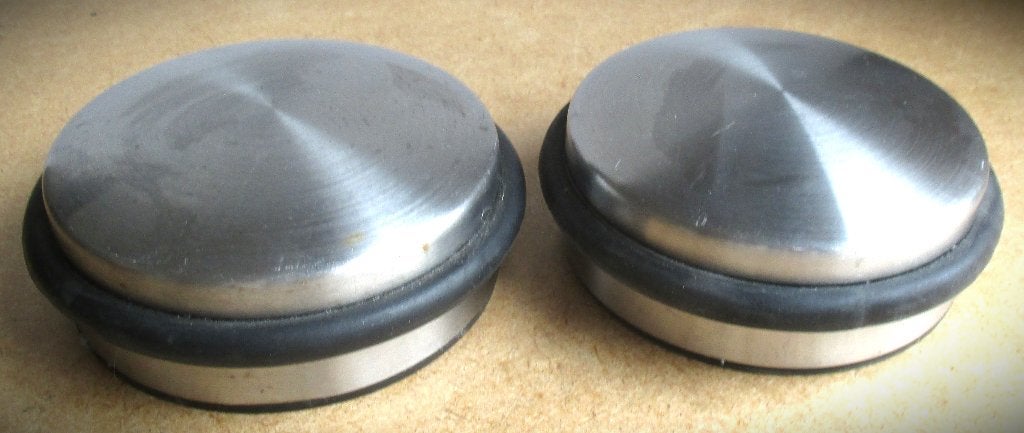 Deurstopper~RVS met zwarte rubberen ringen~Tegen beschadigin, Huis en Inrichting, Woonaccessoires | Deurstoppers, Ophalen of Verzenden