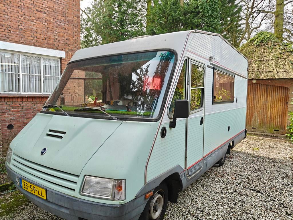 Leuke Laika Laserhome 555 camper, Caravans en Kamperen, Campers, Particulier, tot en met 4, Alkoof, Laika, Fiat, Diesel, Handgeschakeld