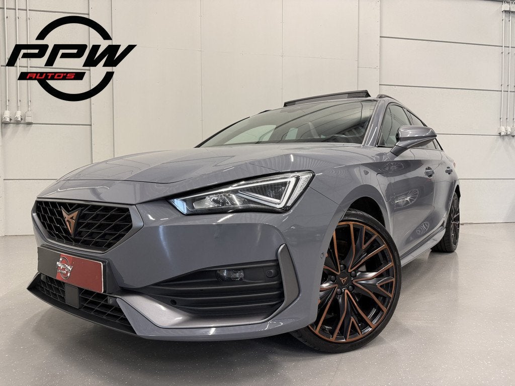 CUPRA Leon Sportstourer 1.4 e-Hybrid VZ Copper Edit. PANO/19, Auto's, Cupra, Bedrijf, Te koop, Leon, ABS, Achteruitrijcamera, Adaptive Cruise Control