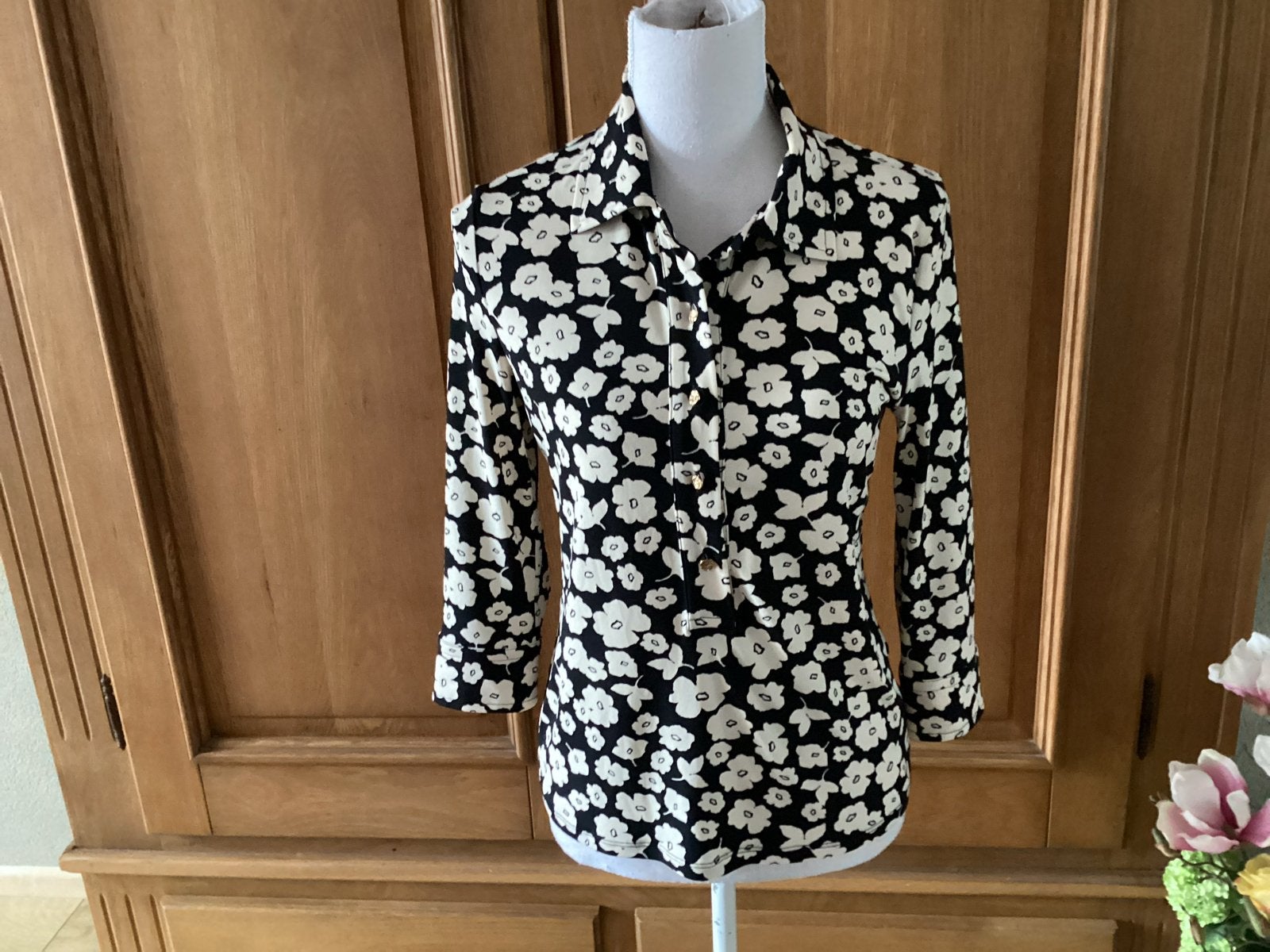 Vanilia top met bloemenprint, maat 36, Kleding | Dames, Zwart, Ophalen of Verzenden, Zo goed als nieuw, Korte mouw