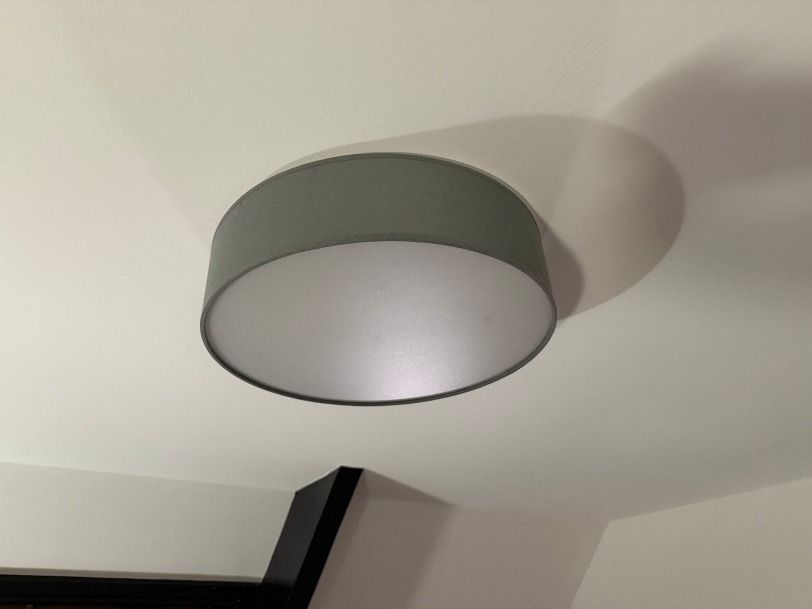Moderne plafondlamp - Grijs textiel, Huis en Inrichting, Modern, Textiel, Zo goed als nieuw, Plafondlamp