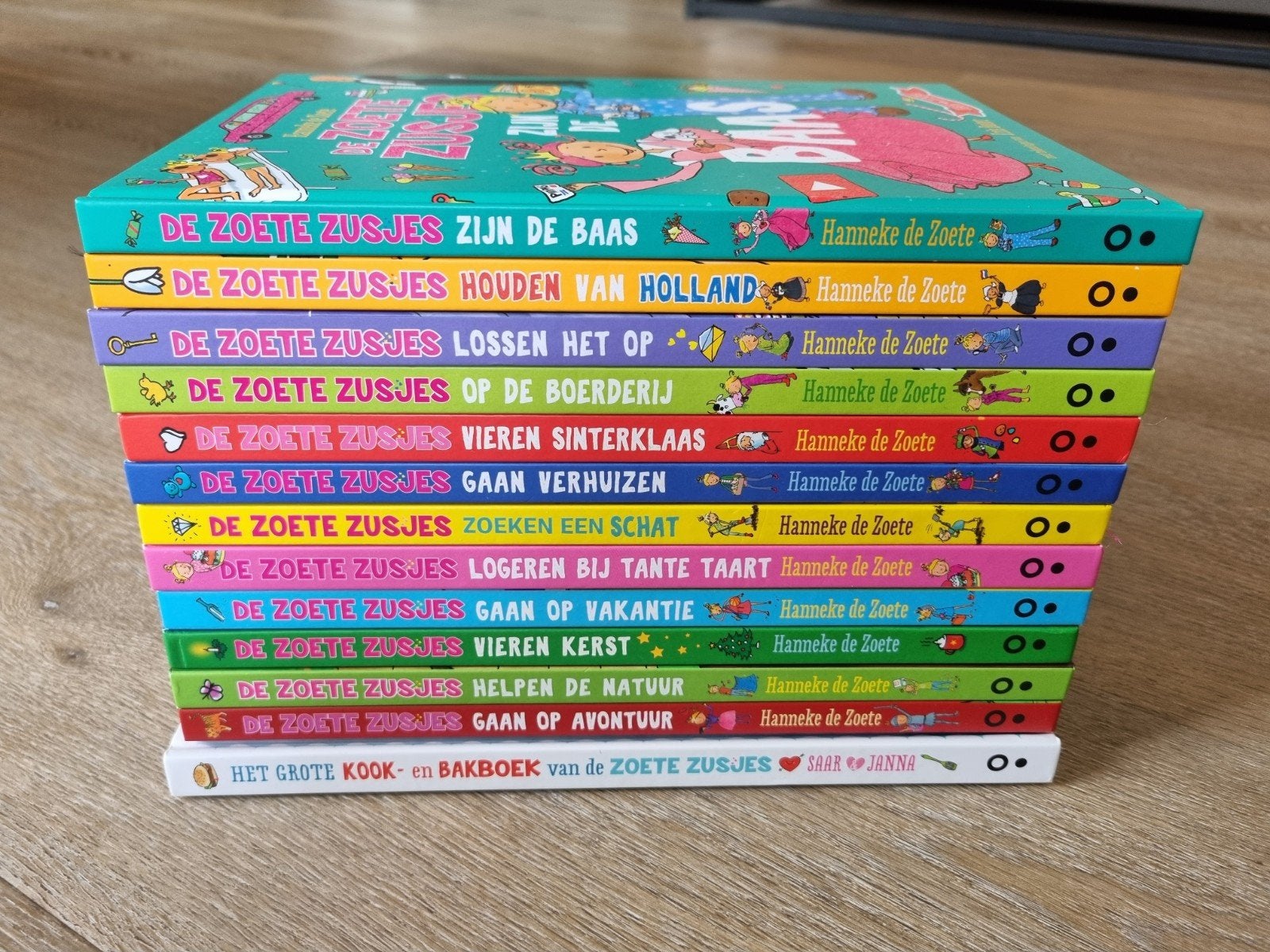 12 Zoete Zusjes leesboeken zgan, Ophalen of Verzenden, Zo goed als nieuw, Hanneke de Zoete