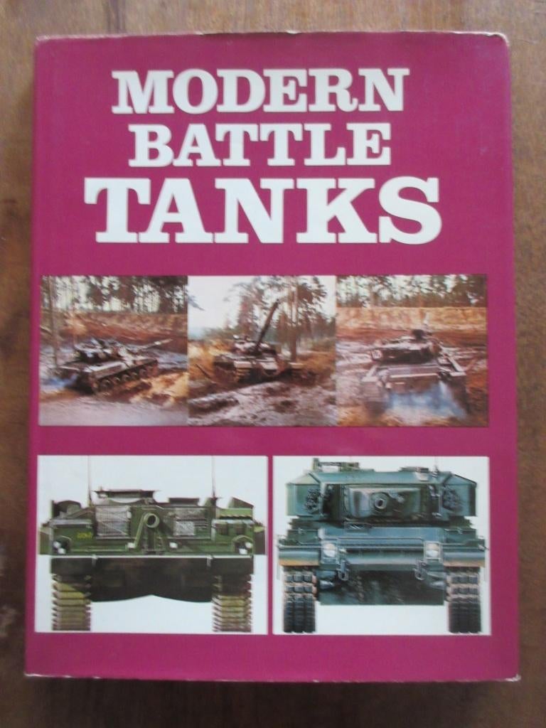 MODERN BATTLE TANKS, Ophalen of Verzenden, 1945 tot heden, Gelezen, Landmacht