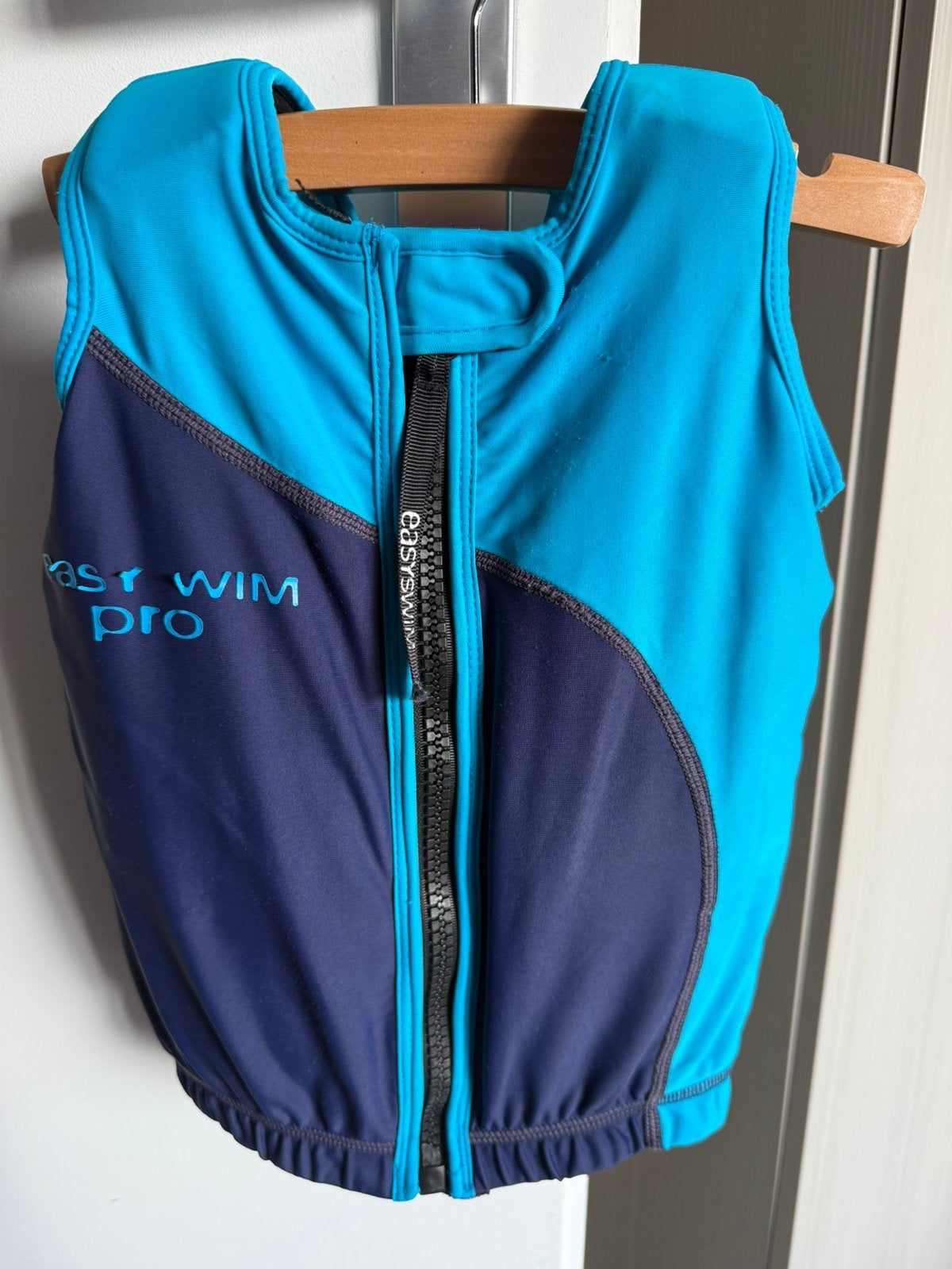 Easy swim pro, Kinderen en Baby's, Kinderkleding | Kinder-zwemkleding, Ophalen of Verzenden, Zo goed als nieuw, Jongen of Meisje
