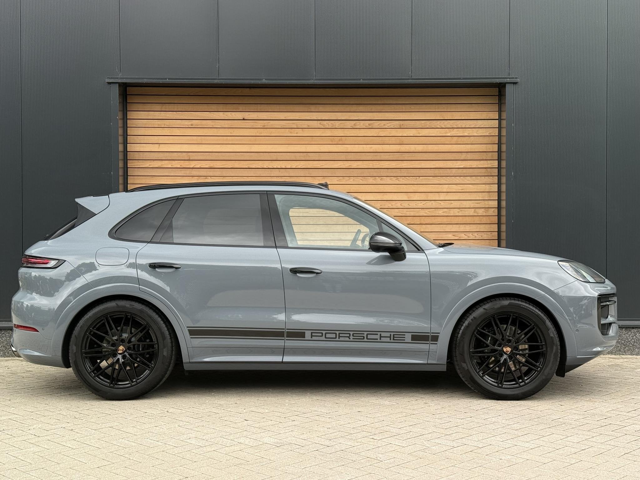 Porsche Cayenne 3.0 Black Edition SportDesign EX BPM! |INNOD, Automaat, Cayenne, Gebruikt, 2995 cc