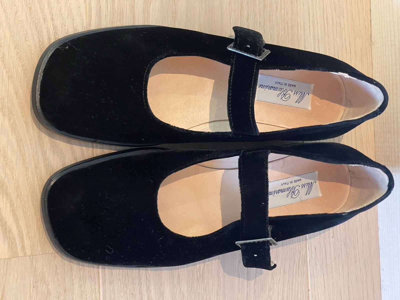 Miss Blumarine zwarte velours schoenen maat 37, Verzenden, Zo goed als nieuw, Zwart, Schoenen met lage hakken
